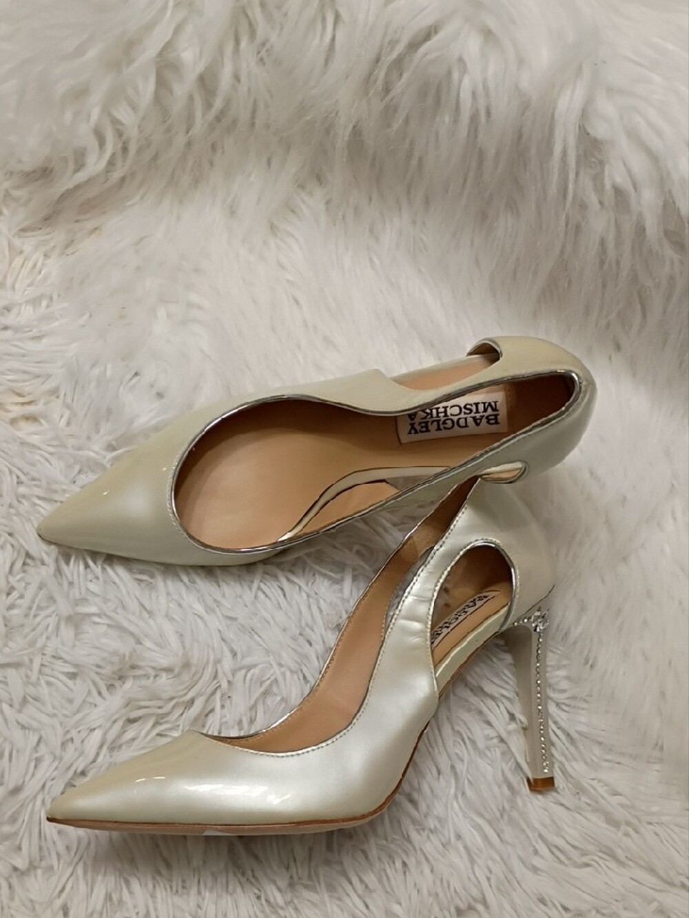 Badgley Mischka Champagne Pearlized Patent Leather Pointed-Toe Cutout Pumps - Picture 5 of 16